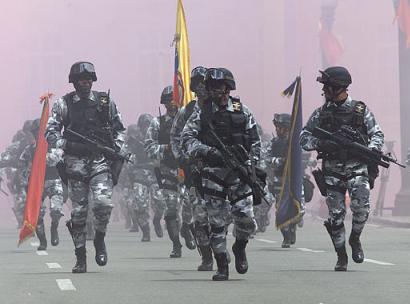 Sun Jul 20, 4:22 PM ET 
Colombia's special forces march during Colombia's Independence 
Day celebrations in Bogota, Sunday, July 20, 2003. Colombia 
declared independence from Spain 193 years ago. 
(AP Photo/Fernando Vergara)